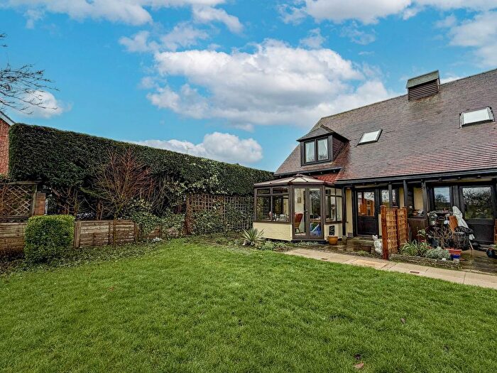 2 Bedroom Flat For Sale In Berrow Court, Upton Upon Severn, Worcestershire, WR8