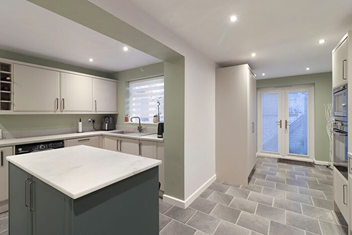 4 Bedroom Detached House For Sale In Eden Glade, Swallownest, Sheffield, S26