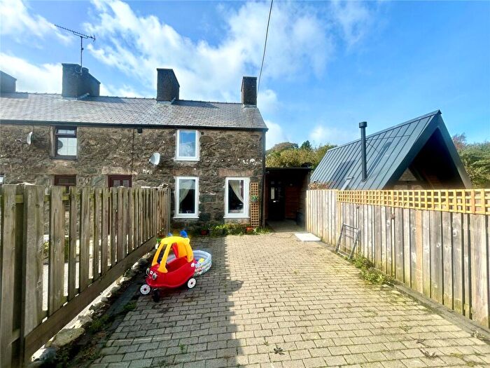 1 Bedroom End Of Terrace House For Sale In Mount Pleasant Terrace, Llanaelhaearn, Caernarfon, Gwynedd, LL54