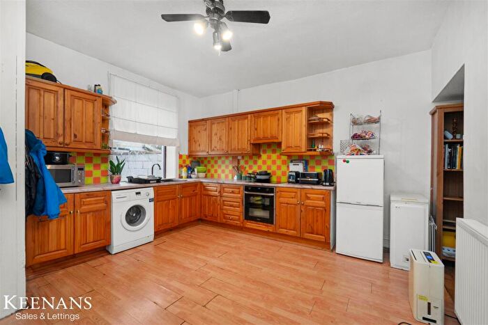 2 Bedroom End Of Terrace House For Sale In Bracewell Street, Burnley, BB10