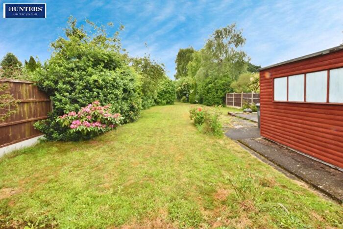 3 Bedroom Semi-Detached Bungalow For Sale In Brigg Road, Messingham, Scunthorpe, DN17