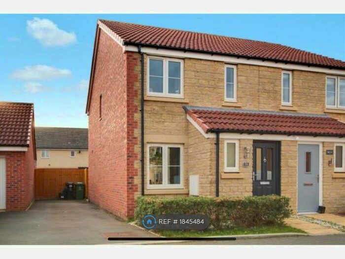 2 Bedroom Semi-Detached House To Rent In Landford Crescent, Swindon, SN3