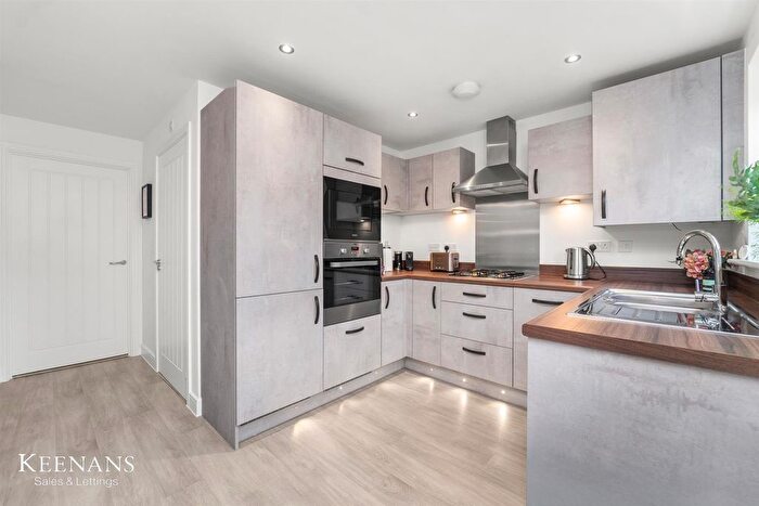 3 Bedroom Semi Detached House For Sale In Wayfaring Road, Barrow, BB7