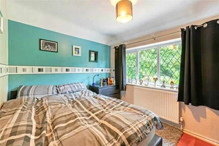 4 Bedroom Detached House For Sale In Gorse Lane, Wrecclesham, Farnham, Surrey, GU10