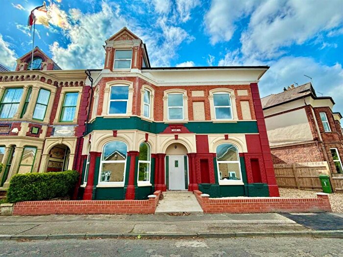 2 Bedroom Apartment For Sale In Wilton Road, Hornsea, HU18