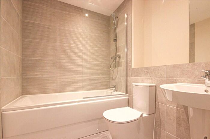 2 Bedroom Apartment To Rent In Mustoe Road, Frenchay, Bristol, BS16