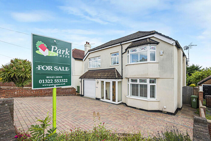 5 Bedroom Detached House For Sale In Bean Road, Bexleyheath, DA6
