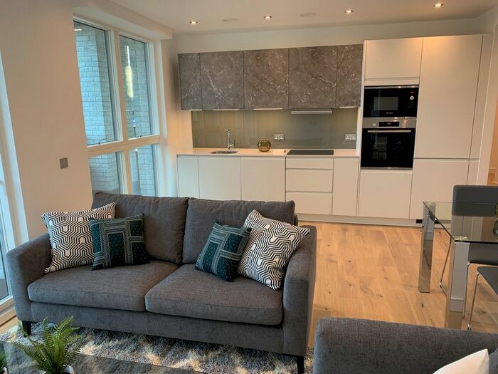 1 Bedroom Flat To Rent In Duval House, Clapham Junction, London, SW11