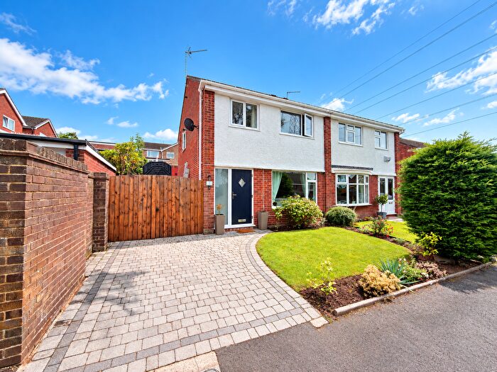 3 Bedroom Semi-Detached House For Sale In Mallard Close, Offerton, Stockport, SK2