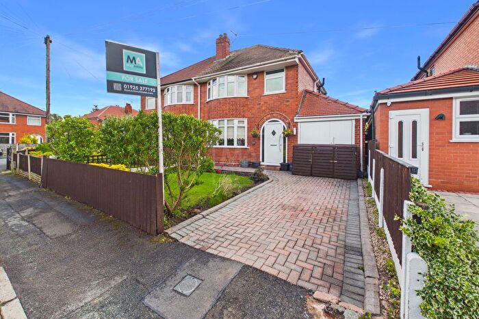 3 Bedroom Semi-Detached House For Sale In Cedar Road, Great Sankey, WA5