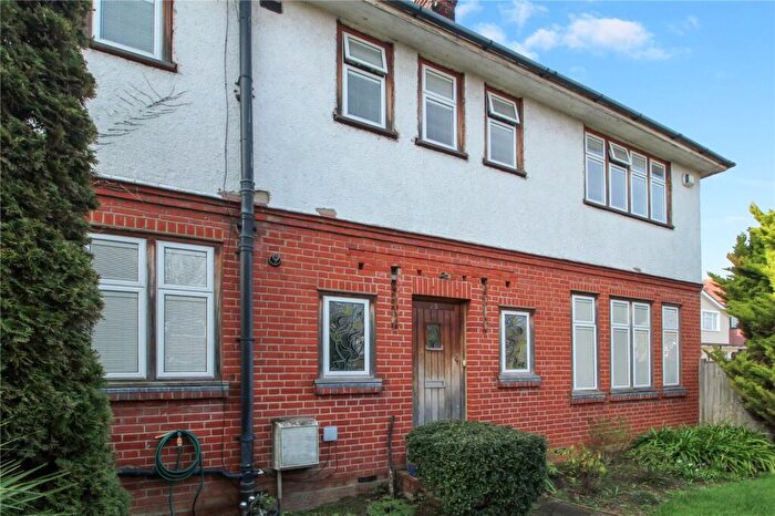 2 Bedroom End Of Terrace House For Sale In Crowstone Road, Westcliff-on-Sea, Essex, SS0