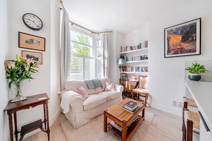 2 Bedroom Flat For Sale In Bramber Road, West Kensington, London, W14