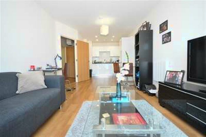 1 Bedroom Flat To Rent In The Boathouse, Ocean Drive, Gillingham, ME7