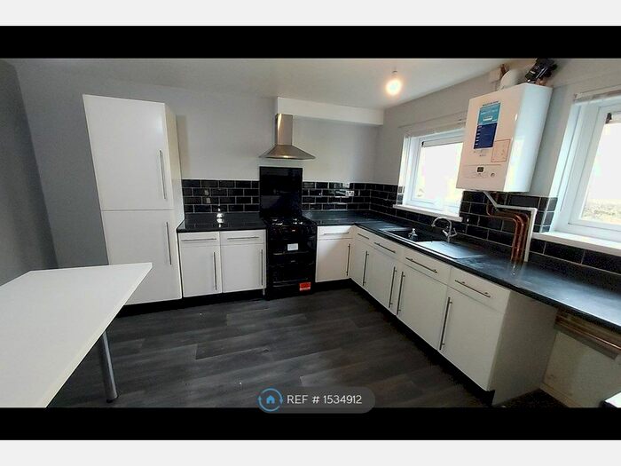 2 Bedroom Terraced House To Rent In Stronsay Close, Birmingham, B45