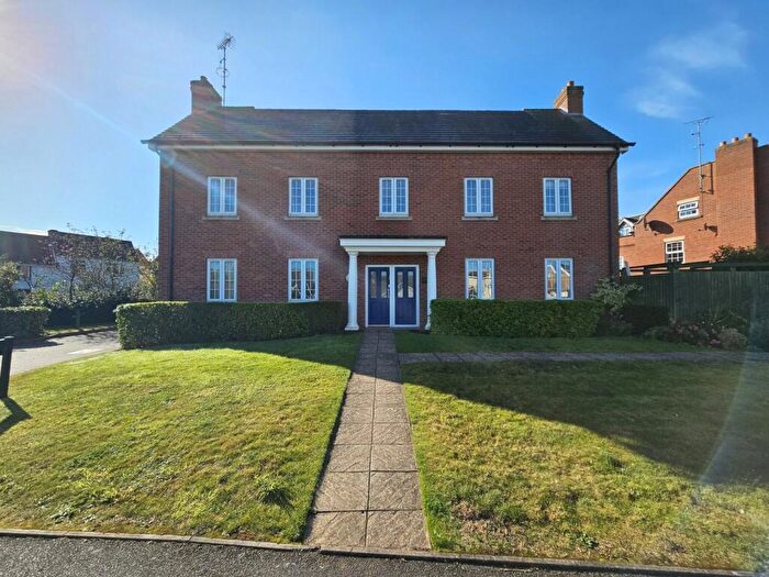 1 Bedroom Apartment To Rent In Cutlers Court, Radcliffe-on-Trent, Nottingham, Nottinghamshire, NG12