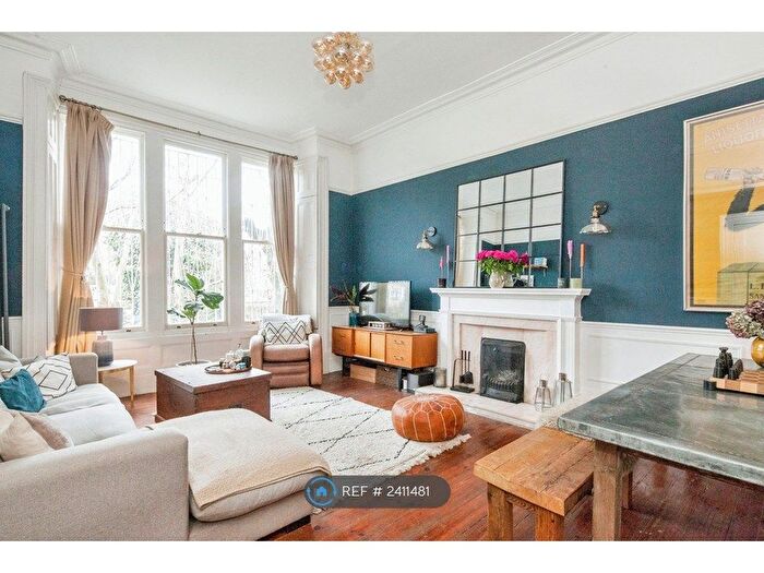 2 Bedroom Flat To Rent In London, London, SE27