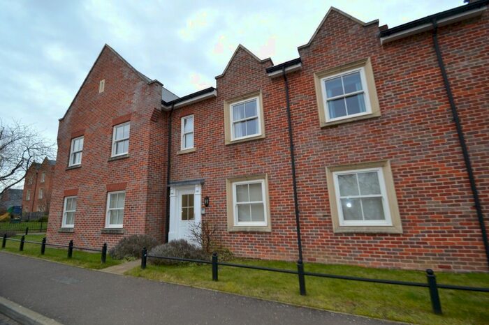 2 Bedroom Flat To Rent In St. Michaels Avenue, Aylsham, NR11