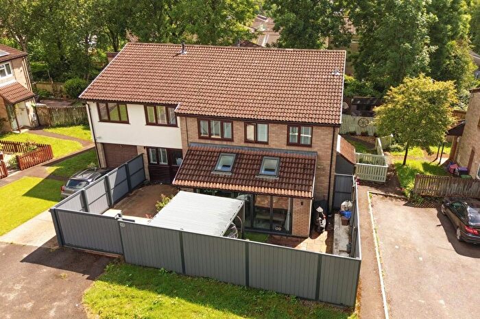 4 Bedroom Semi-Detached House For Sale In Tramway Close, Fairwater, NP44