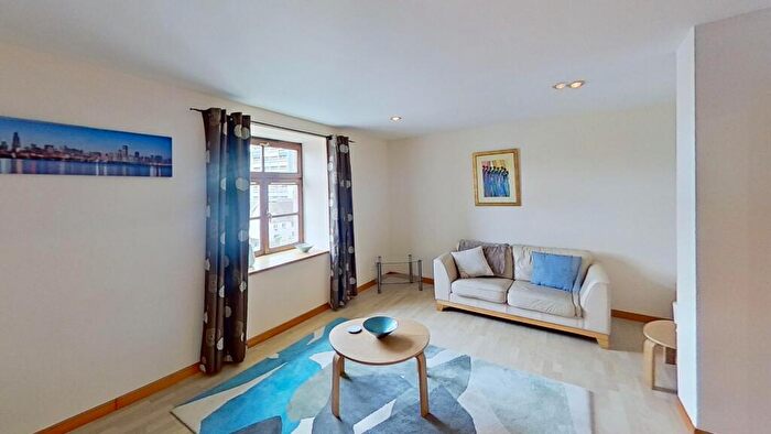 1 Bedroom Flat To Rent In Commercial Street, Edinburgh, EH6