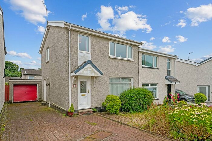 3 Bedroom Semi-Detached House For Sale In North Field, East Kilbride, G75