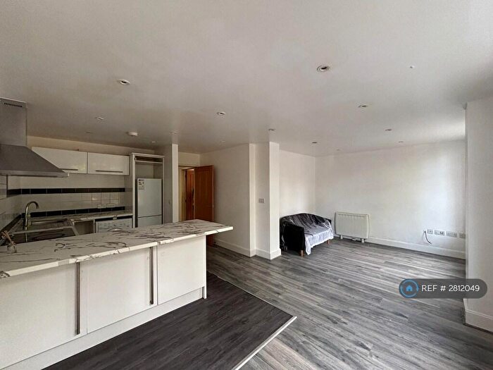 2 Bedroom Flat To Rent In Stafford Road, Wallington, SM6