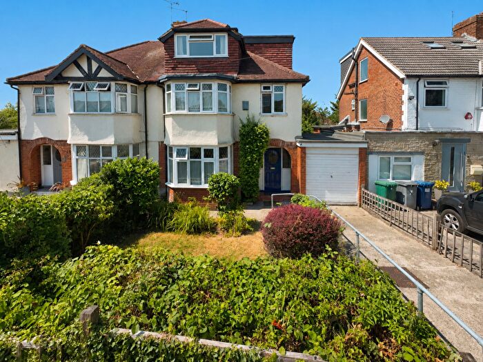 5 Bedroom Semi Detached House For Sale In Northolm, Edgware, HA8