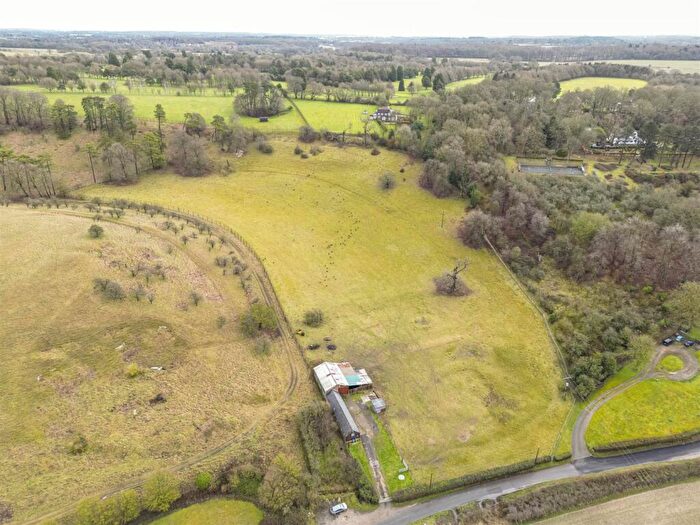 2 Bedroom Barn Conversion For Sale In Studham Lane, Dagnall, Berkhamsted, HP4