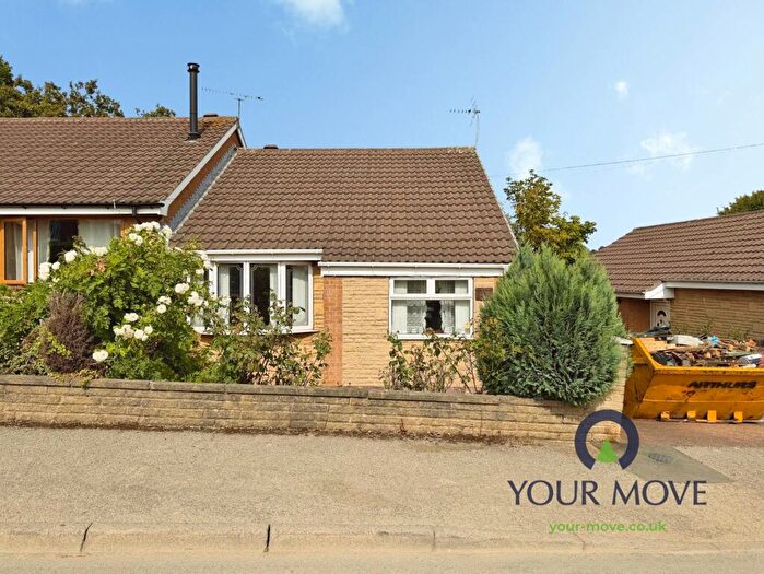 2 Bedroom Bungalow For Sale In Calver Close, Dodworth, Barnsley, S75