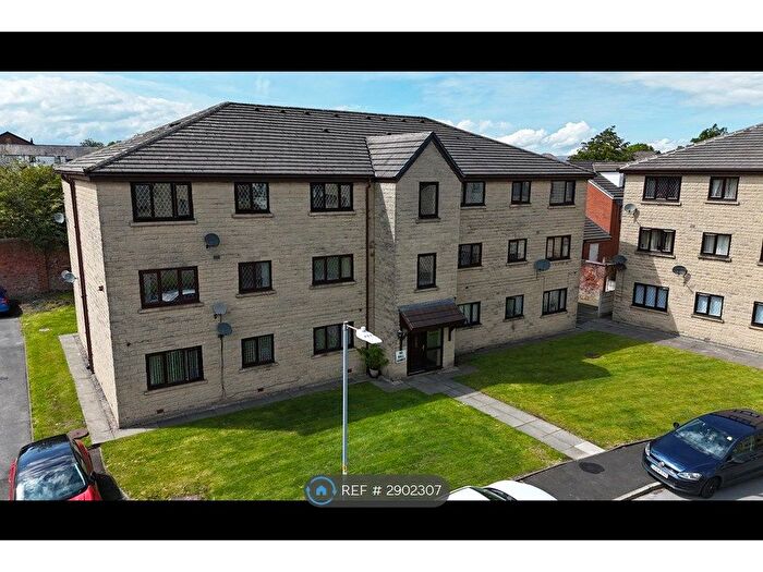 1 Bedroom Flat To Rent In Shaw House, Farnworth, Bolton, BL4