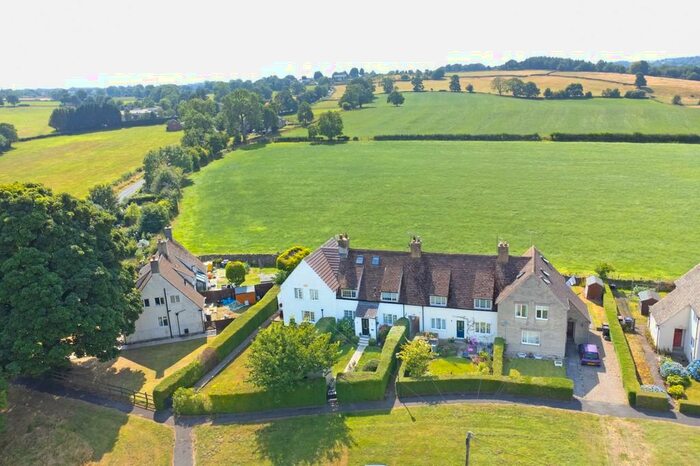 4 Bedroom Terraced House For Sale In Peckfield Close, Hampsthwaite, HG3