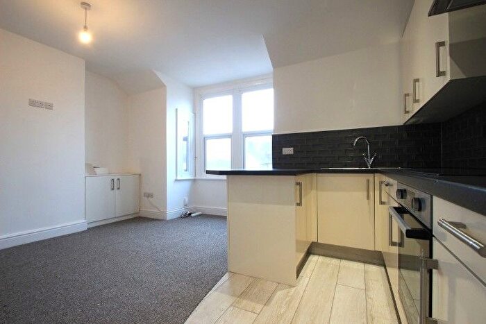 2 Bedroom Flat To Rent In Werrington Road, Stoke-On-Trent, ST2