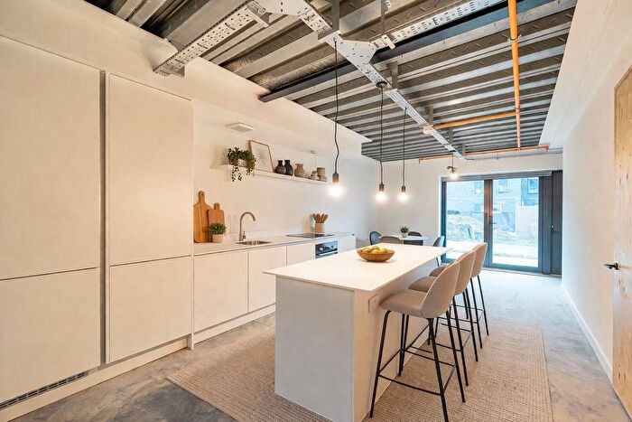 2 Bedroom Flat To Rent In District Lofts, Climate Innovation District, LS9