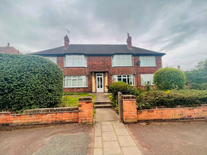 2 Bedroom Apartment To Rent In Musters Road, West Bridgford, NG2