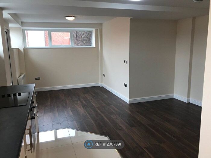 Studio To Rent In Church Street, Tamworth, B79