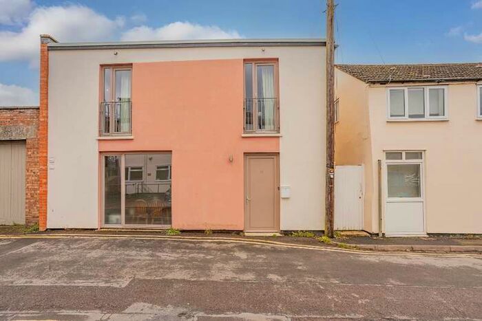 1 Bedroom Apartment For Sale In Winchcombe Street Cheltenham, GL52