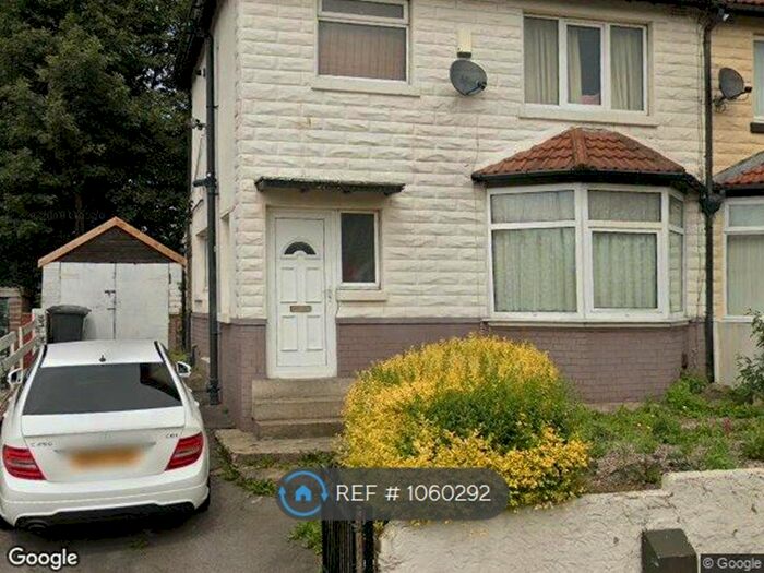 3 Bedroom Semi-Detached House To Rent In Easterly Avenue, Leeds, LS8