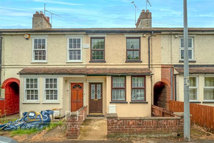 2 Bedroom Terraced House To Rent In Bramford Lane, Ipswich, IP1