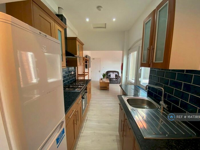 4 Bedroom Terraced House To Rent In Monks Road, Coventry, CV1