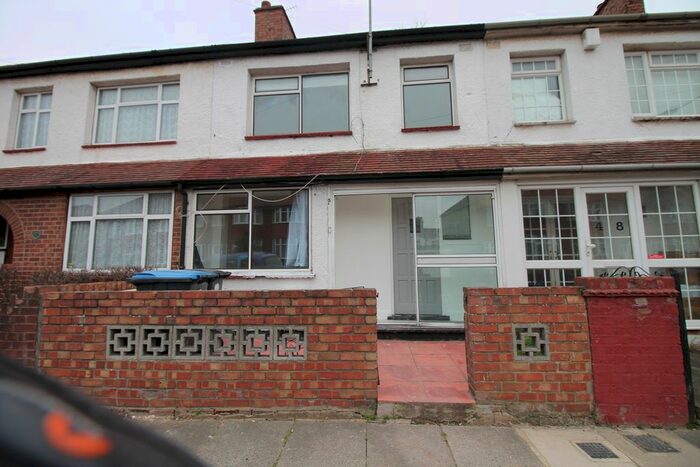 4 Bedroom Terraced House To Rent In Chichester Road, London, N9