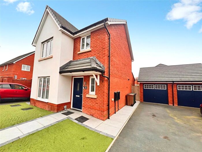 3 Bedroom Detached House For Sale In Oakamoor Street, Drakelow, Burton-on-Trent, Derbyshire, DE15