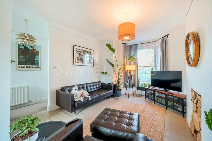 3 Bedroom Terraced House To Rent In Faunce Street, London, SE17