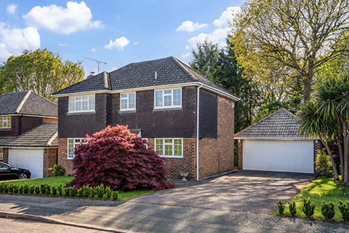 4 Bedroom Detached House For Sale In Turpins Rise, Windlesham, GU20