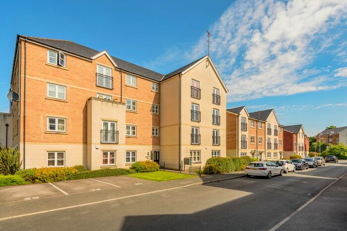 2 Bedroom Flat To Rent In Montgomery Avenue, Far Headingley, Leeds, LS16