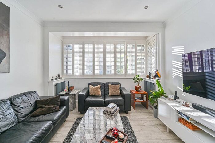 5 Bedroom Detached House For Sale In Dunblane Road, Blackheath, London, SE9