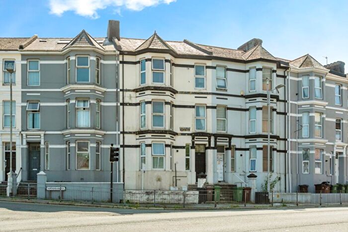 2 Bedroom Flat For Sale In Lipson Road, Plymouth, Devon, PL4