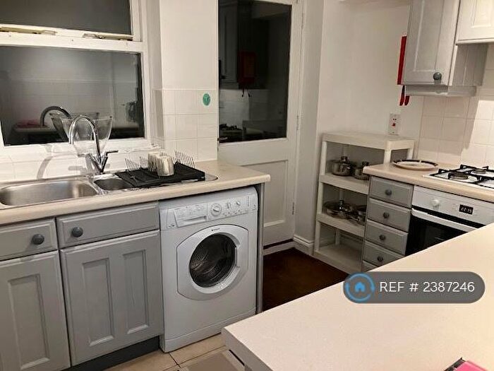 1 Bedroom Maisonette To Rent In Neptune Court, Colchester, CO1