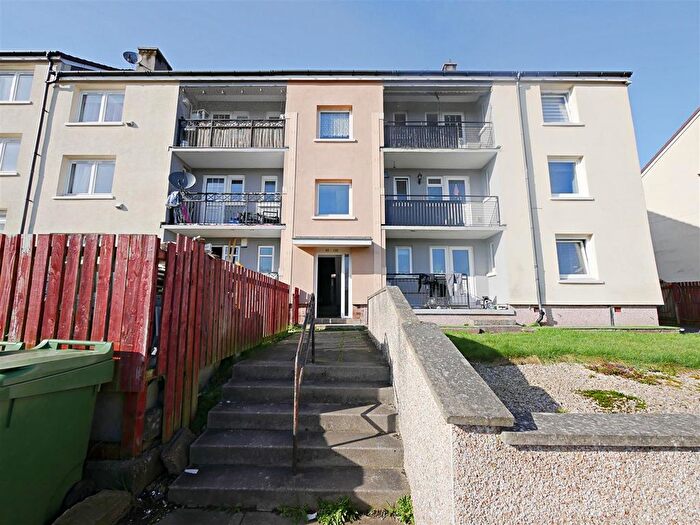 2 Bedroom Flat To Rent In Friars Croft, Kirkintilloch, G66