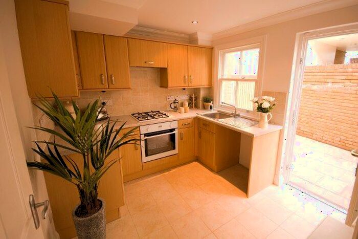 2 Bedroom Property To Rent In Ivy Lane, Ramsgate, CT11