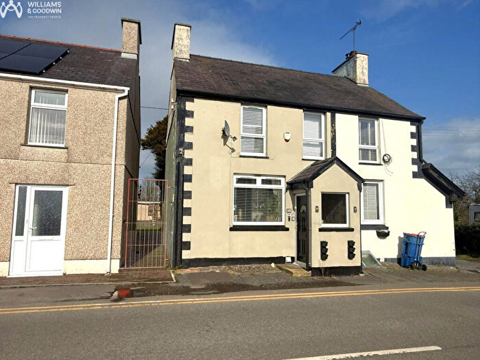2 Bedroom Semi-Detached House For Sale In Dinam, Llanddaniel, LL60