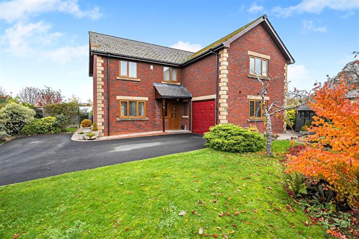 4 Bedroom Detached House For Sale In Brookfield, Three Cocks, Brecon, LD3